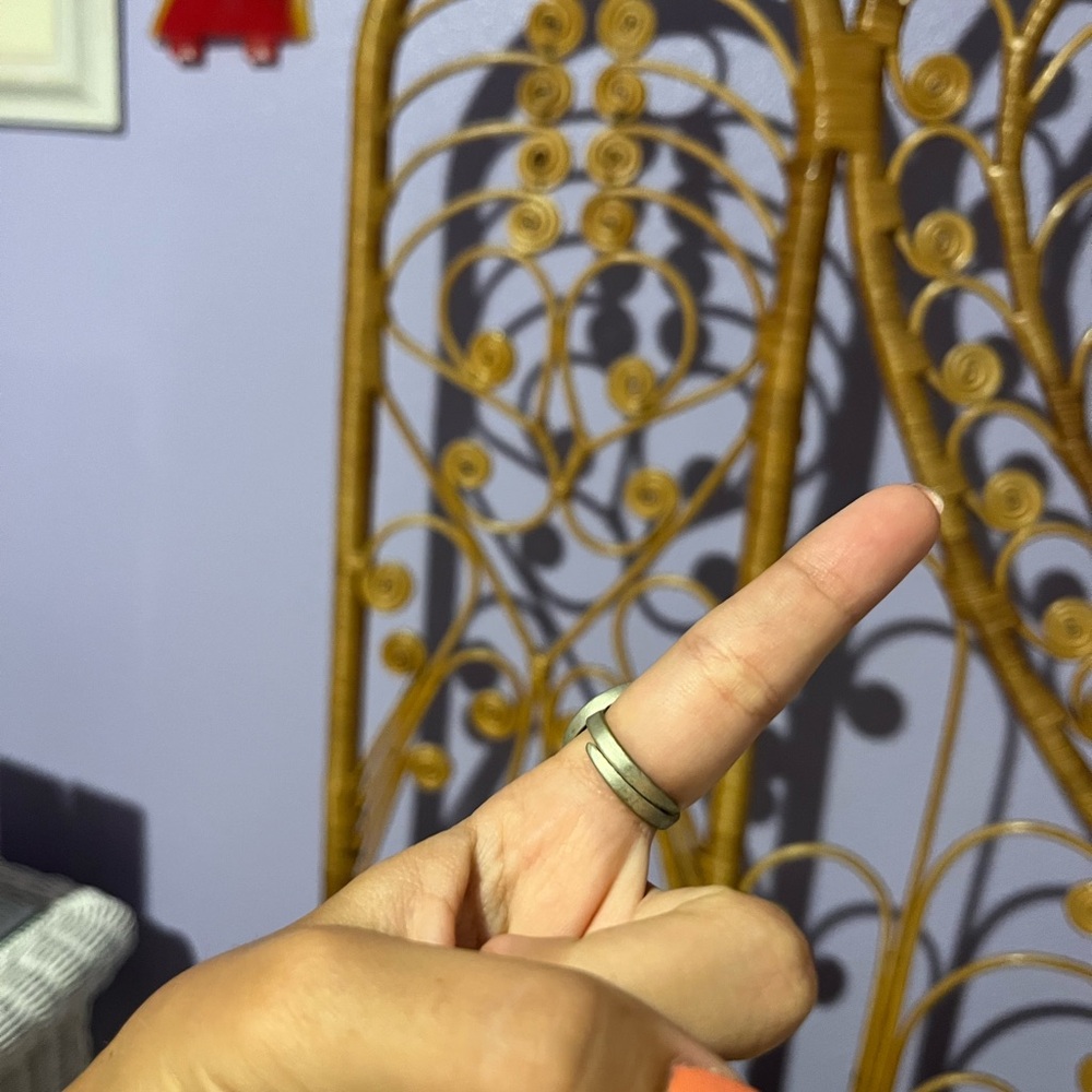 Vintage Thread Ring - Picture 3 of 4